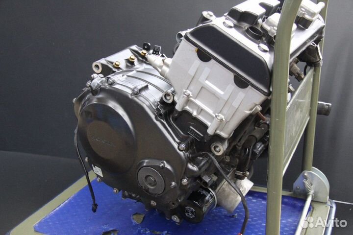 Двигатель Honda CBR1000RR SC57R из Японии