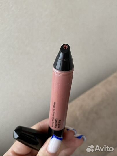 Помада Bobbi Brown Art Stick Liquid Lip нюд