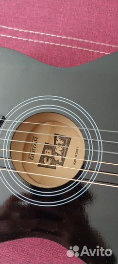 Детская гитара 1/2