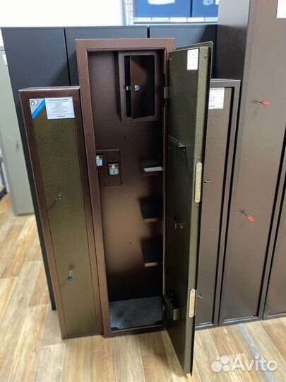 Оружейные шкафы и сейфы