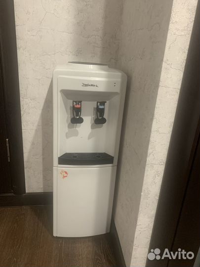 Кулер для воды бу