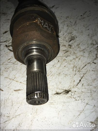 Полуось левая Hyundai Matrix Хендай Матрикс