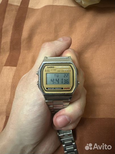 Часы Casio