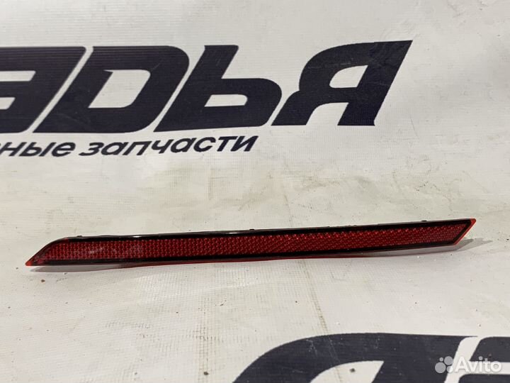 Катафот заднего бампера VW polo 15-20 RH