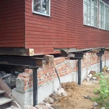 Ремонт фундамента и подъем дома