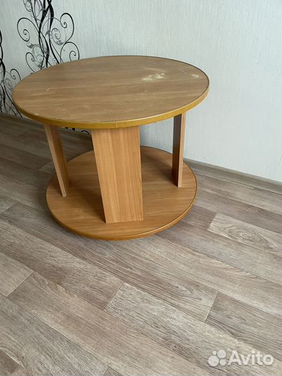 Журнальный столик