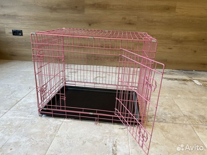 Вольер / клетка для собаки розовая