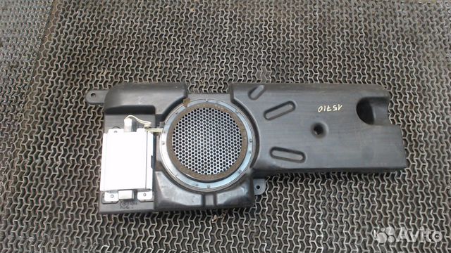 Сабвуфер Lincoln Aviator, 2004