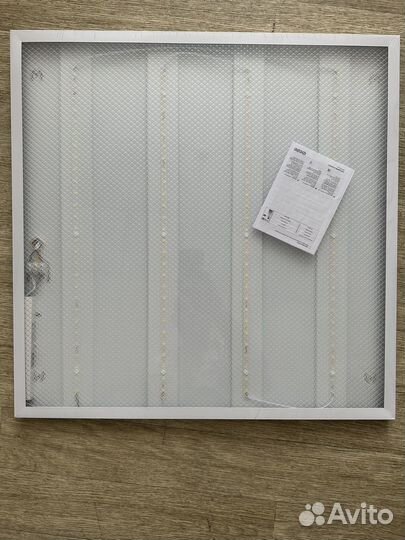 Светильник светодиодный потолочный встраиваемый