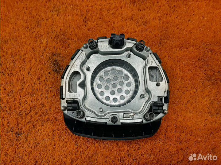 Руль Bmw 5-Series F10 N52B30 2010