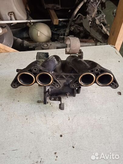 Впускной коллектор Citroen xsara I ситроен ксара 1