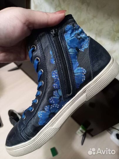 Кеды на девочку