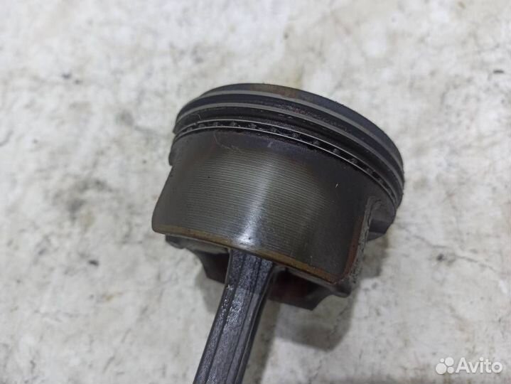 Поршень с шатуном A1110305518