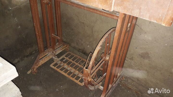 Швейная машинка