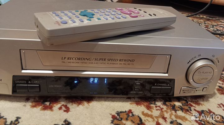 Видеомагнитофон sharp