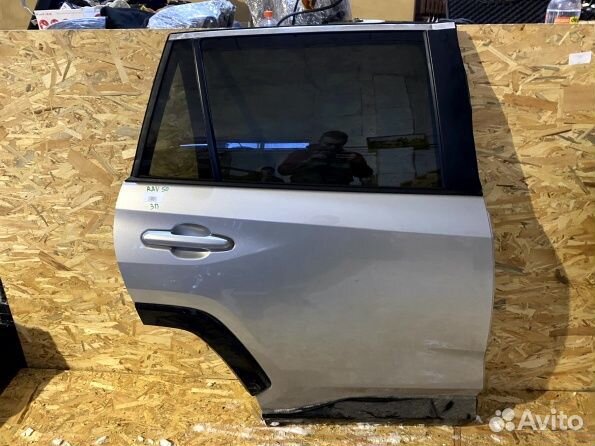 Дверь задняя правая Тойота Рав 4 50
