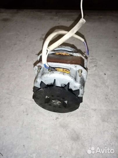 Электродвигатель 220 в бу