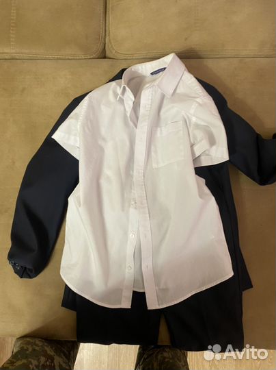 Школьный костюм