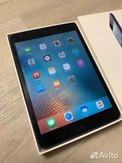 iPad mini 1 16gb wi-fi + 3g битое стекло