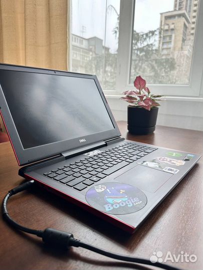 Ноутбук Dell G5 5587 в доставке