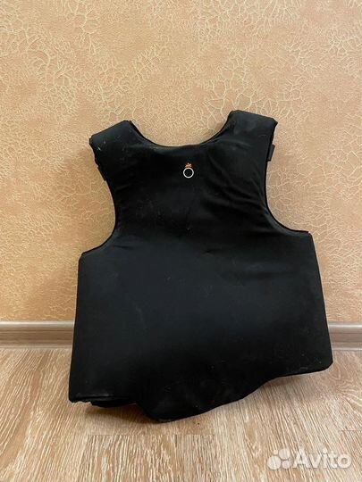 Жилет для конного спорта