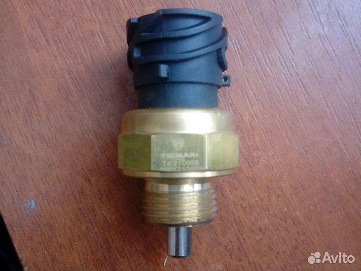 Датчик заднего хода ZF