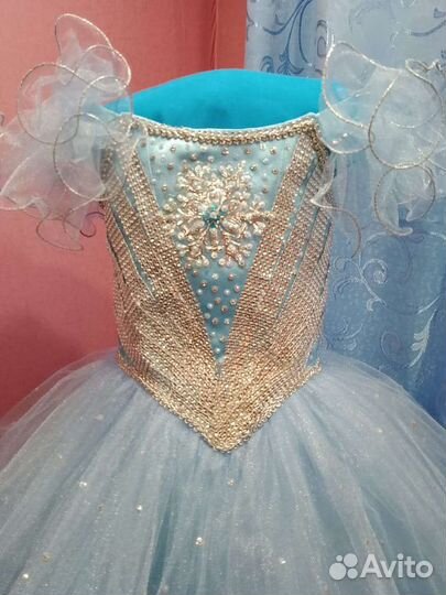 Новогодний костюм Снежинка