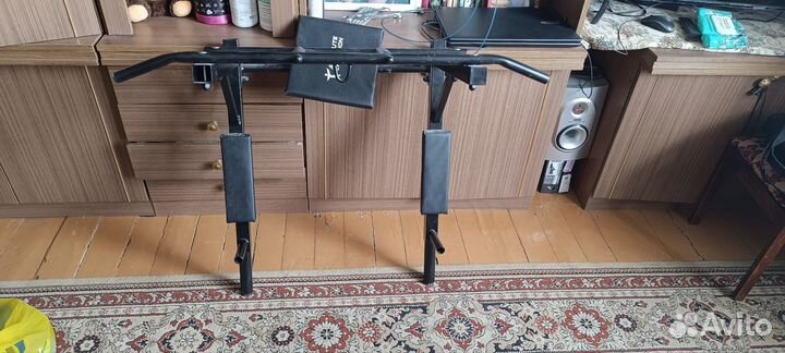 Турник настенный 3 в 1 бу