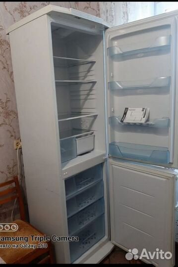 Холодильник Hauswirt