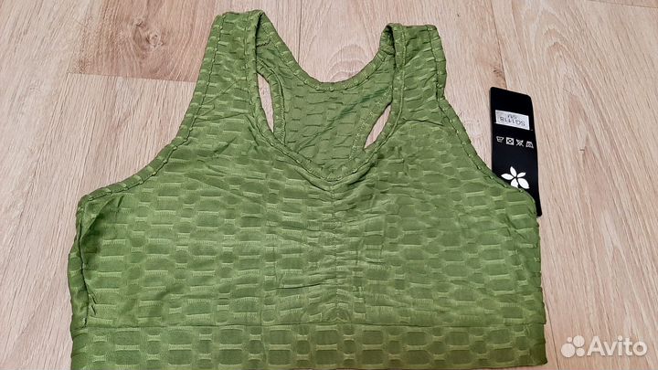 Новый костюм для фитнеса 44-46