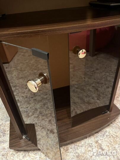 Тумба под телевизор