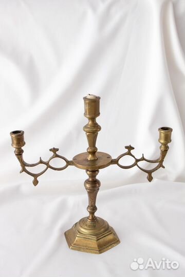 Антикварный бронзовый подсвечник