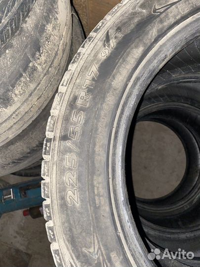 Nokian Tyres Hakkapeliitta 7 225/55 R17