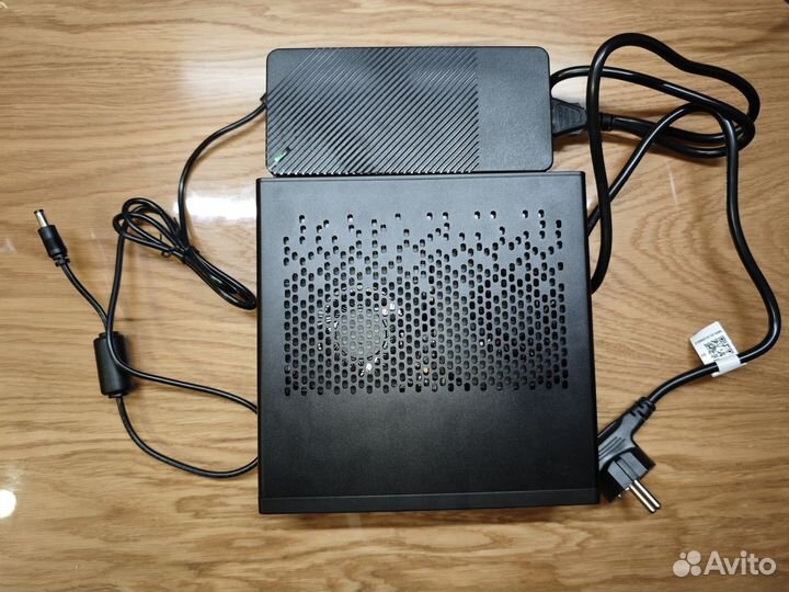 Мощный мини-пк Minisforum MS-A1