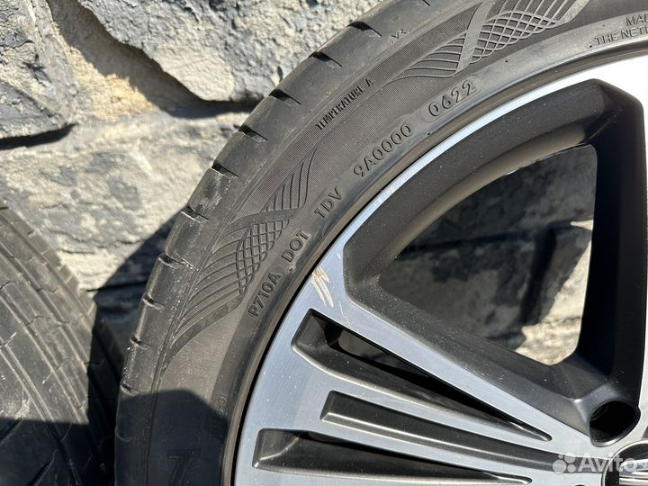 R20 Vredestein Ultrac Satin 235/45, PCD 5x112 DIA 57.1