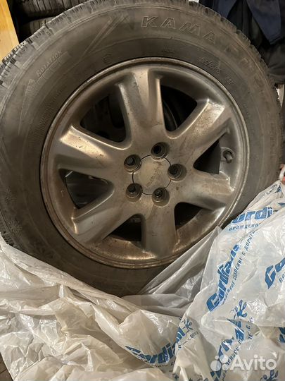 Комплект зимних колес r15