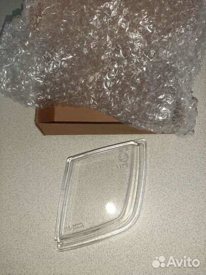 Стекло на противотуманку Мазда 6 GH левое