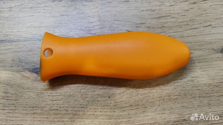 Lodge силиконовая прихватка универсальная