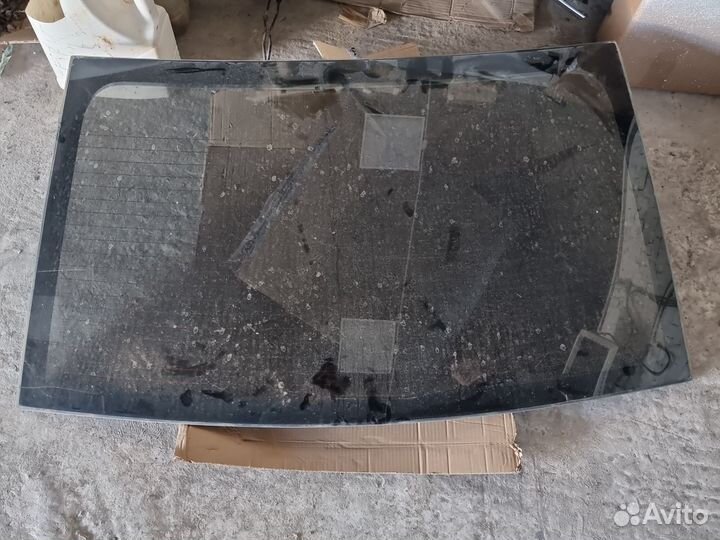 Стекло заднее Chevrolet Cruze