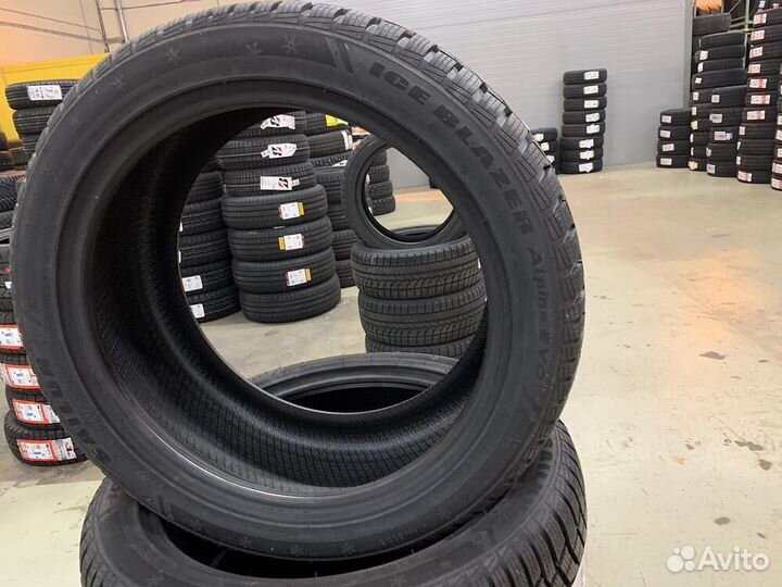 Sailun Ice Blazer Alpine EVO1 275/40 R19 105V