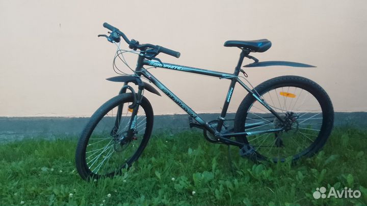 Велосипед горный рама 18, колёса 26 - Stinger