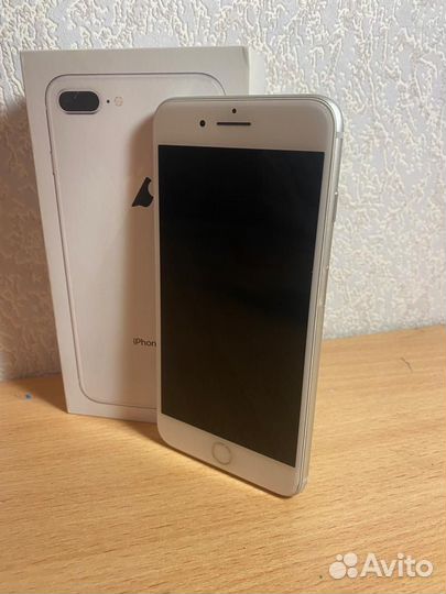 iPhone 8, 64 ГБ