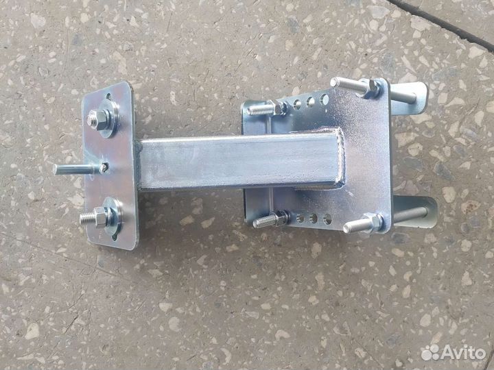 Кронштейн запасного колёса 15-16 на прицеп