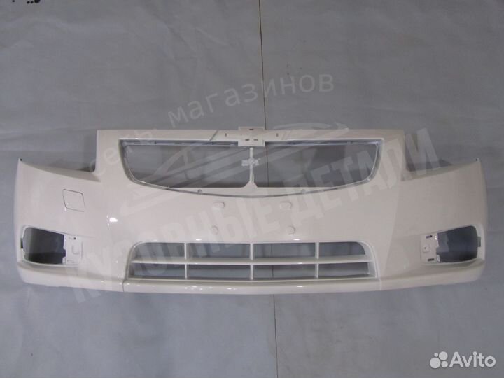 Бампер передний Шевроле Круз в цвет