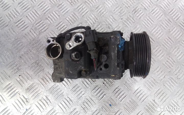 Компрессор кондиционера Audi A6 4F/C6 2005