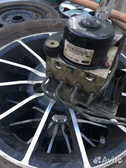 Форд Фокус-1 блок ABS