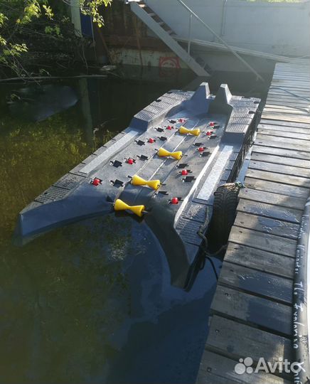 Понтон для гидроцикла (причал, сухой док)