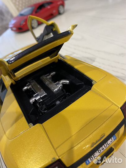 Коллекционные модели автомобилей 1:18