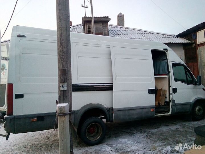 Iveco Daily цельнометаллический, 2002