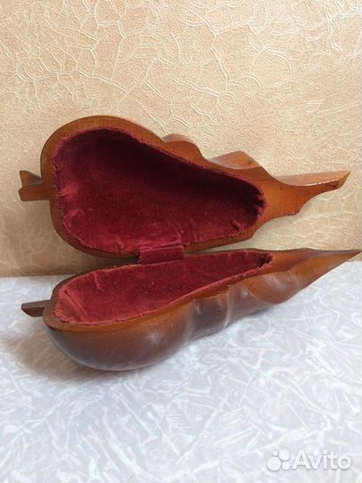 Шкатулка из дерева